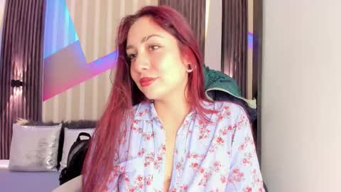 Snapshot of emily_layton chatting on November 18, 2025, 3:27 pm Emily online show from November 18, 2025, 3:27 pm