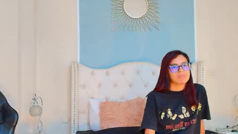 Emily online show from February 2, 2026, 11:14 pm