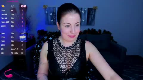 Snapshot of emily_midlton chatting on December 17, 2025, 2:01 pm Emily online show from December 17, 2025, 2:01 pm