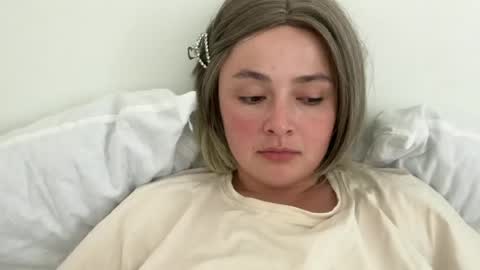 emily_morning_dew online show from June 23, 2026, 2:37 pm