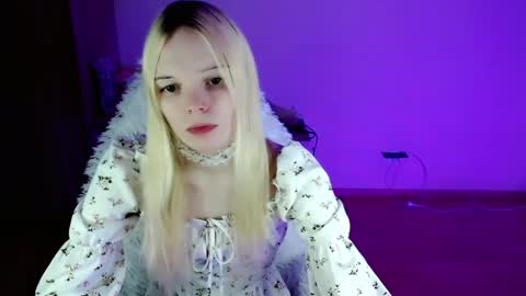 Lia online show from February 3, 2025, 8:13 pm