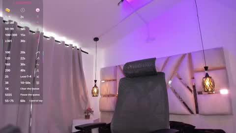 Emily online show from November 22, 2025, 7:35 pm