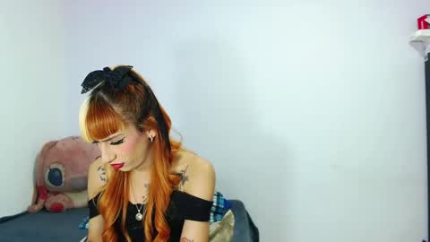 Emily  IGEmmily Baussa online show from November 16, 2025, 1:22 am