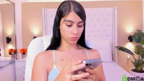 Snapshot of emily_roux chatting on November 8, 2025, 4:45 am EMILY online show from November 8, 2025, 4:45 am