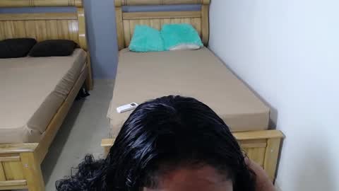 Snapshot of emily_russell_ chatting on September 18, 2025, 2:02 am emily_russell_ online show from September 18, 2025, 2:02 am