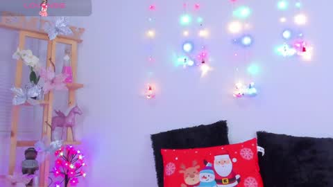 Emily online show from December 7, 2024, 1:18 pm