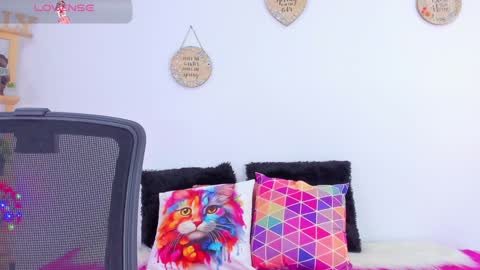 Emily online show from January 10, 2025, 6:17 pm