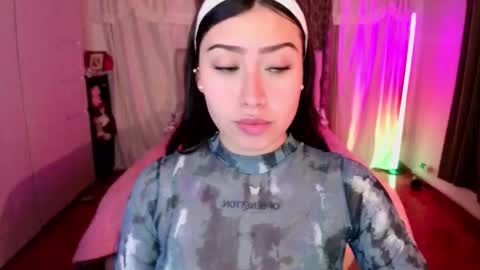 Emily  Swan online show from January 17, 2026, 2:49 am