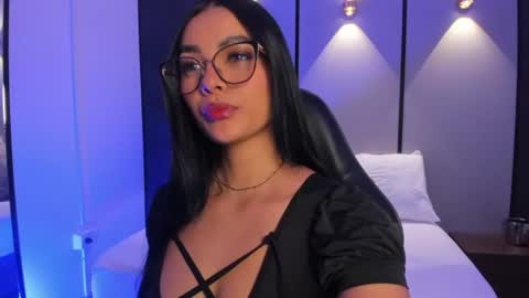 Snapshot of emily_tolson chatting on June 30, 2026, 7:15 pm emily_tolson online show from June 30, 2026, 7:15 pm