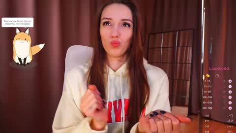 Snapshot of emily_w0w_ chatting on March 10, 2025, 6:59 am Lia online show from March 10, 2025, 6:59 am