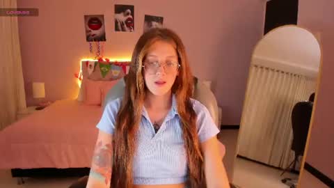 Snapshot of emily_warren__ chatting on June 24, 2026, 8:30 pm emily_warren__ online show from June 24, 2026, 8:30 pm