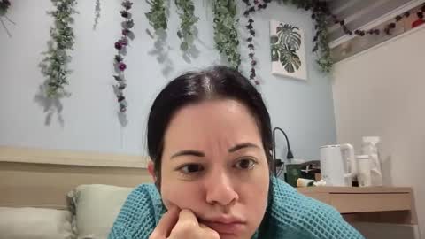 Emily Alexa online show from September 10, 2025, 12:16 pm