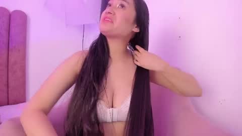 Snapshot of emilyandmarco_ chatting on June 26, 2026, 2:21 pm Emilyyy online show from June 26, 2026, 2:21 pm