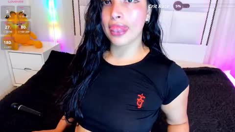 Snapshot of emilybta chatting on December 3, 2025, 8:18 pm EMILY online show from December 3, 2025, 8:18 pm