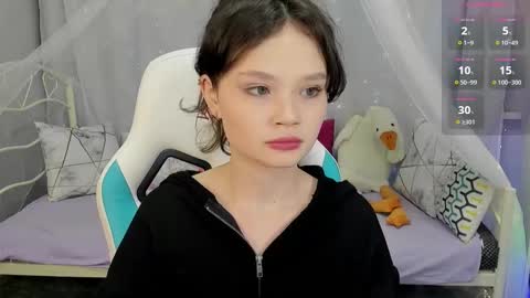 Emilyhaves online show from February 9, 2026, 6:50 am