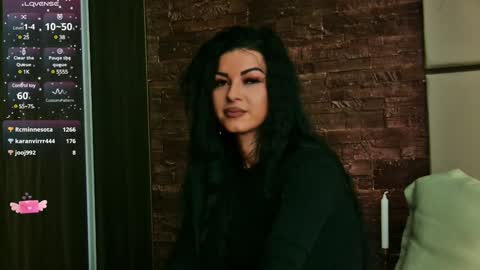 Emily online show from December 9, 2024, 11:04 am