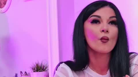 Emily online show from November 12, 2025, 8:19 pm