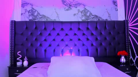 Emily online show from April 9, 2026, 6:19 am