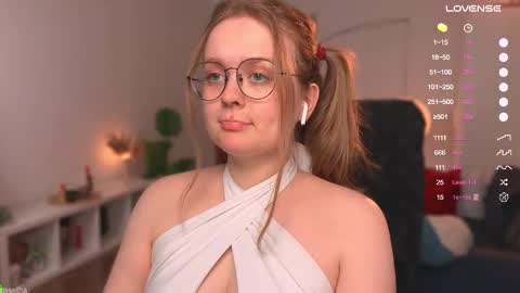 Emily  online show from March 2, 2025, 12:32 pm