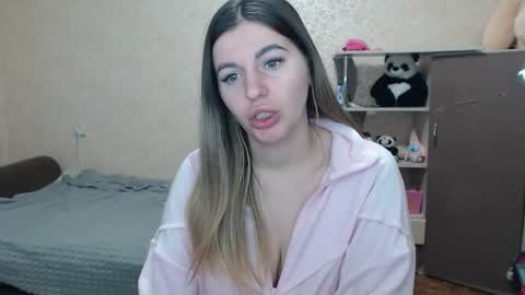 emilyfork online show from February 16, 2026, 5:53 pm