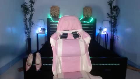 emilyfucker69 online show from September 17, 2025, 3:46 pm