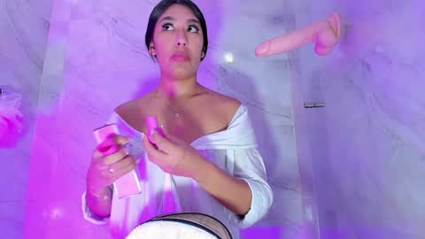 Emily online show from January 25, 2025, 2:03 pm