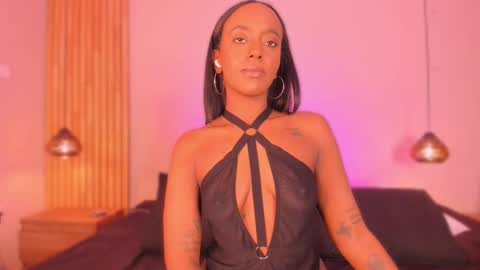 Snapshot of emilyhaan_ chatting on December 18, 2025, 7:53 pm Emily online show from December 18, 2025, 7:53 pm