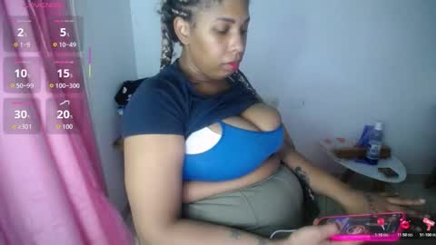 Snapshot of emilyhines__ chatting on November 7, 2025, 9:59 pm Emilyhines online show from November 7, 2025, 9:59 pm