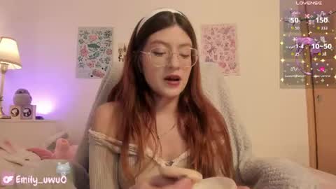 Snapshot of emilyincb1 chatting on July 22, 2026, 1:52 am first stream May 5 ig online show from July 22, 2026, 1:52 am