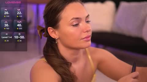 Snapshot of emilyjuarez chatting on February 15, 2026, 11:41 am Emily online show from February 15, 2026, 11:41 am