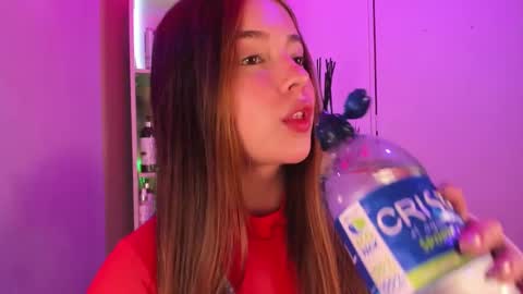 VALEEEN online show from January 9, 2025, 3:44 pm