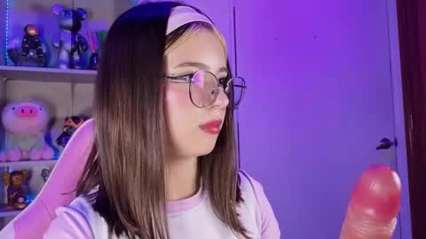 VALEEEN online show from October 11, 2025, 5:11 pm