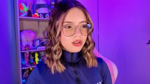 VALEEEN online show from May 16, 2026, 3:22 pm