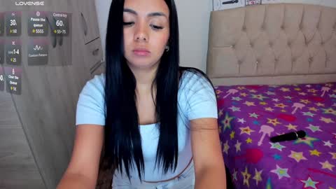 Snapshot of emilypink_1 chatting on December 23, 2024, 5:22 pm Emily online show from December 23, 2024, 5:22 pm