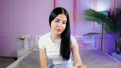 Snapshot of emilyramsey chatting on June 8, 2026, 1:28 am Emily online show from June 8, 2026, 1:28 am