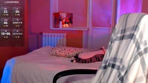 Snapshot of emilyrisse chatting on October 28, 2025, 4:20 pm Emily  Emi online show from October 28, 2025, 4:20 pm