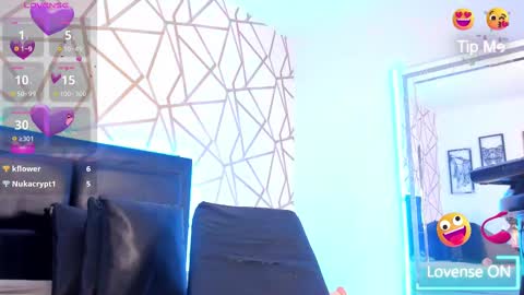 Snapshot of emilyrosee1 chatting on February 13, 2025, 11:15 pm online show from February 13, 2025, 11:15 pm