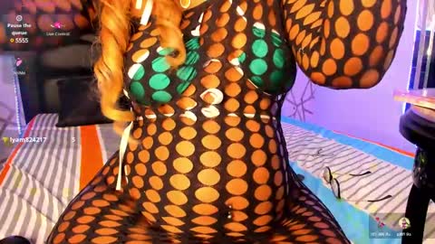 Snapshot of emilyrosee1 chatting on March 5, 2025, 2:46 am online show from March 5, 2025, 2:46 am