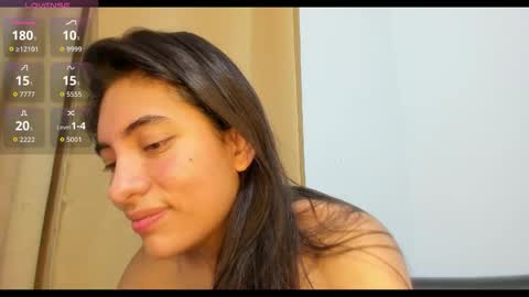 Snapshot of emilysex_118 chatting on October 23, 2025, 12:32 am Emily online show from October 23, 2025, 12:32 am