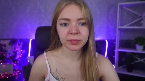 Snapshot of emilysunshines chatting on November 9, 2025, 7:17 am MY NAME IS Emily WELCOME EVERYONE I WILL BE HAPPY TO GIVE YOU WHAT YOU HAVE DREAMED OF FOR SO LONG online show from November 9, 2025, 7:17 am