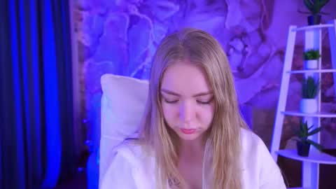 Snapshot of emilysunshines chatting on November 10, 2025, 7:07 am MY NAME IS Emily WELCOME EVERYONE I WILL BE HAPPY TO GIVE YOU WHAT YOU HAVE DREAMED OF FOR SO LONG online show from November 10, 2025, 7:07 am