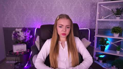 Snapshot of emilysunshines chatting on December 14, 2025, 7:25 am MY NAME IS Emily WELCOME EVERYONE I WILL BE HAPPY TO GIVE YOU WHAT YOU HAVE DREAMED OF FOR SO LONG online show from December 14, 2025, 7:25 am