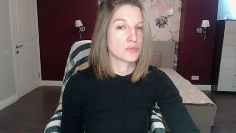 EmilyWalkers online show from March 4, 2025, 7:51 am
