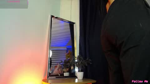 Emily  online show from March 1, 2026, 3:19 am