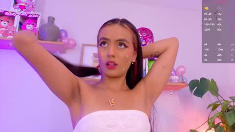 Emily Bank online show from December 19, 2025, 7:32 pm