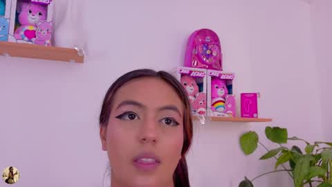 Snapshot of emilyy_bank chatting on April 10, 2026, 7:51 pm Emily Bank online show from April 10, 2026, 7:51 pm