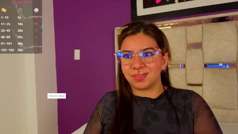 Snapshot of emilyy_cooperr chatting on April 20, 2026, 12:19 pm emilyy_cooperr online show from April 20, 2026, 12:19 pm