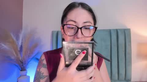 Emilyy Watson online show from June 6, 2026, 12:49 am