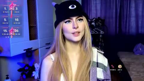 Snapshot of emimiy chatting on February 24, 2025, 6:38 am emimiy online show from February 24, 2025, 6:38 am