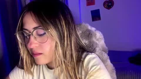 Emma Is here online show from October 23, 2025, 11:03 pm